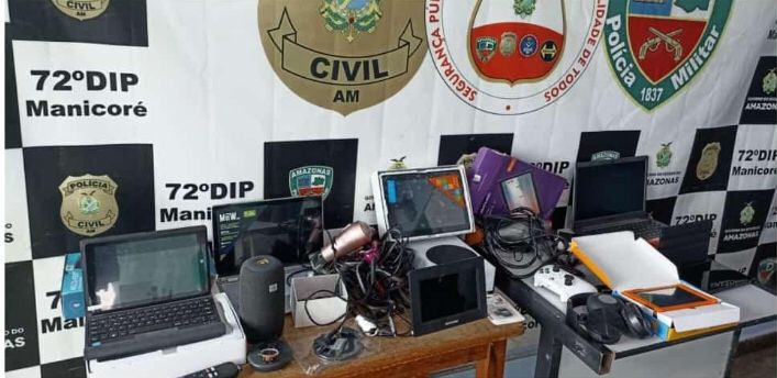 Ladrões de casas são presos com objetos estocados em loja no Amazonas