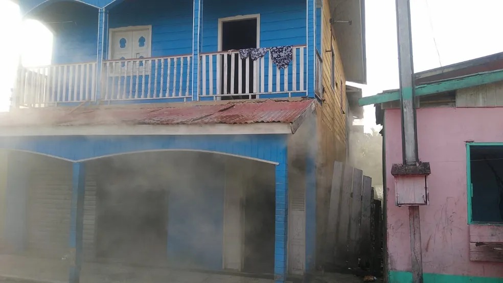 Vítimas de incêndio estavam presas dentro de pousada no Amazonas