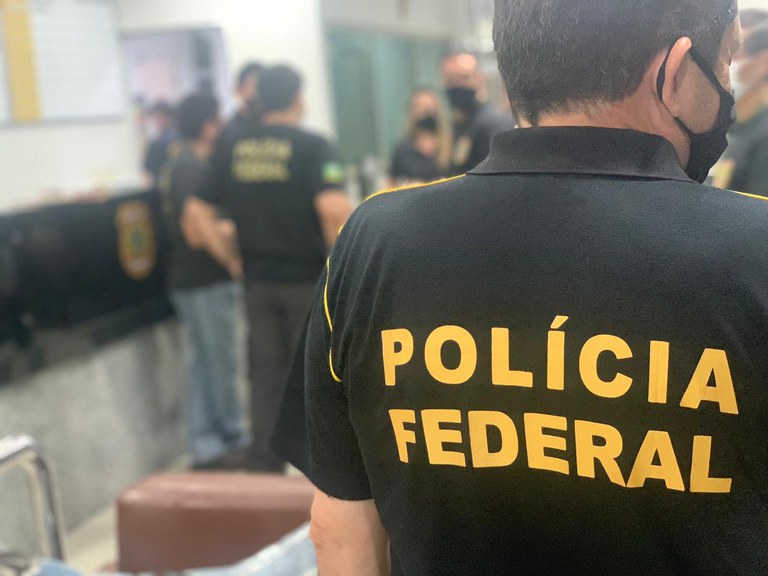 Brasileiras são presas por tentar embarcar com drogas em voos internacionais 