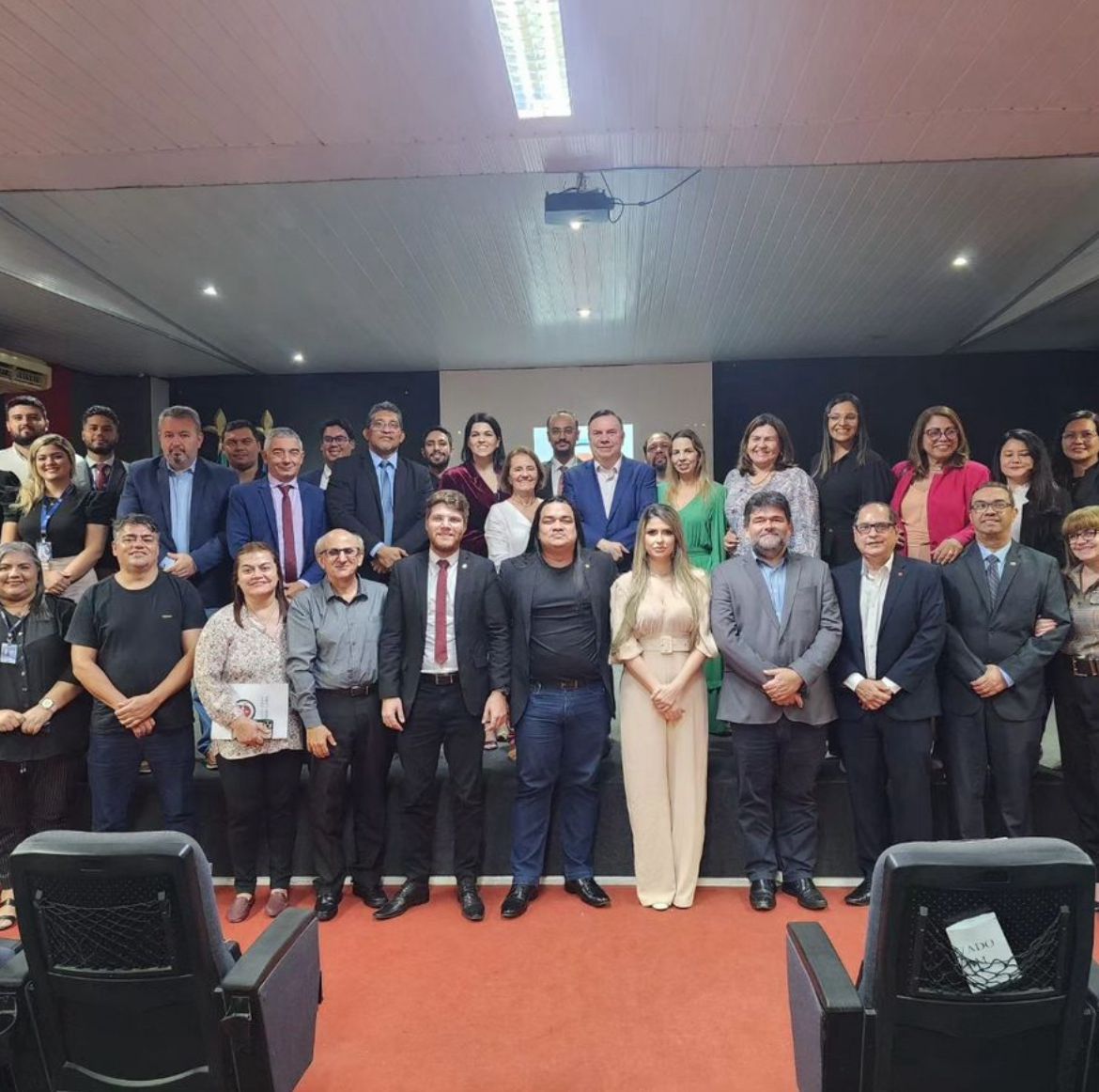 Nilton Lins inicia ano letivo com palestras e acolhida para calouros