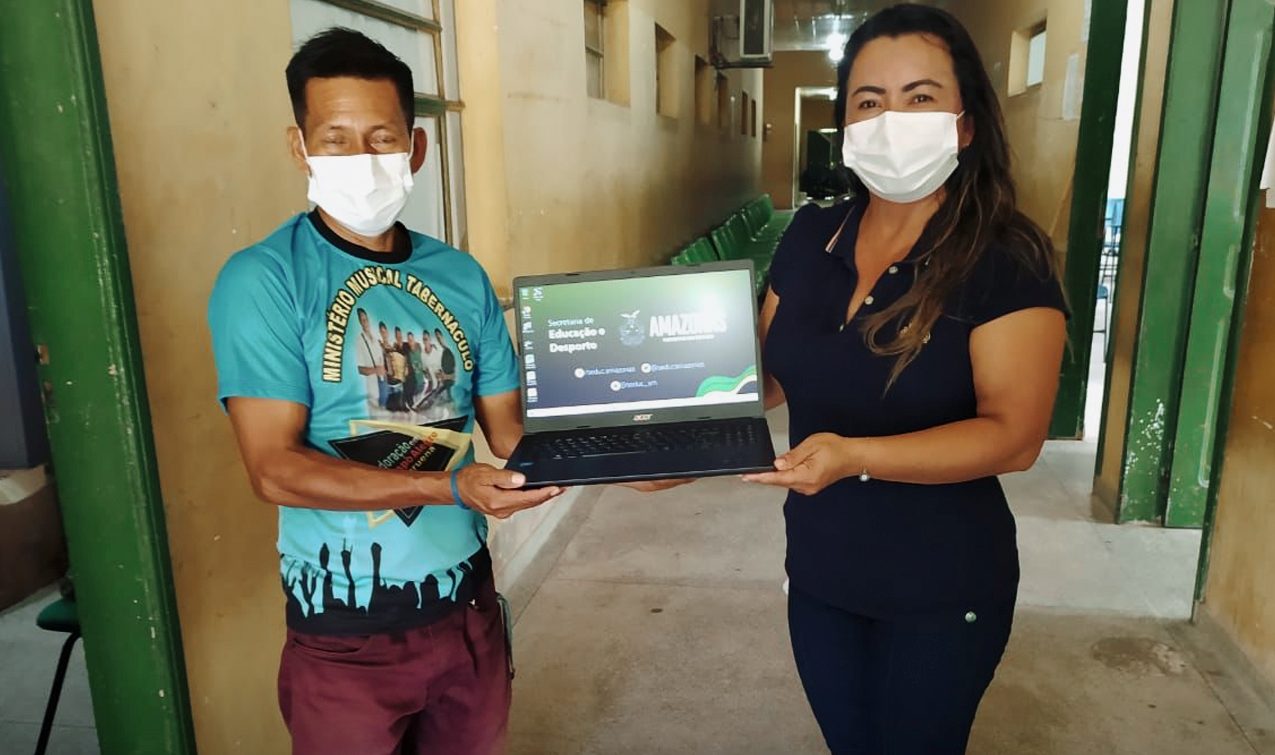 Escola indígena no Amazonas recebe notebooks através de emenda de mais de R$ 1 milhão