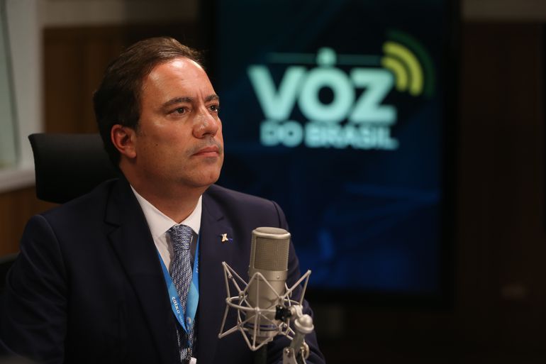 MPT abre inquérito para apurar acusações de assédio contra ex-presidente da Caixa