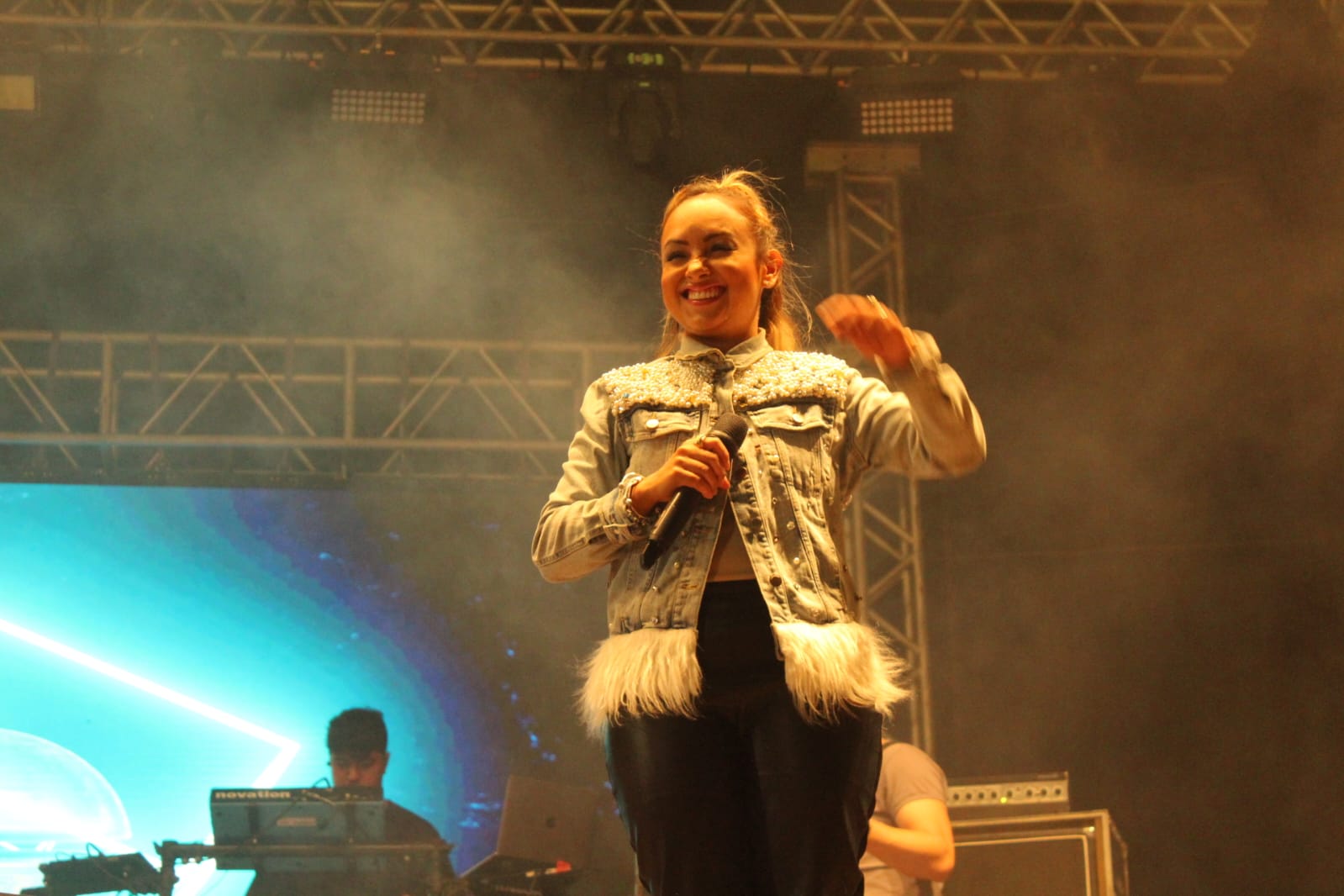 Grandes nomes da música gospel levam mensagem de fé no Passo a Paço