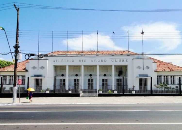 Rio Negro entra com ação judicial para anular arrematação da sede