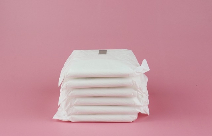 Senado aprova distribuição de absorventes para estudantes e mulheres de baixa renda