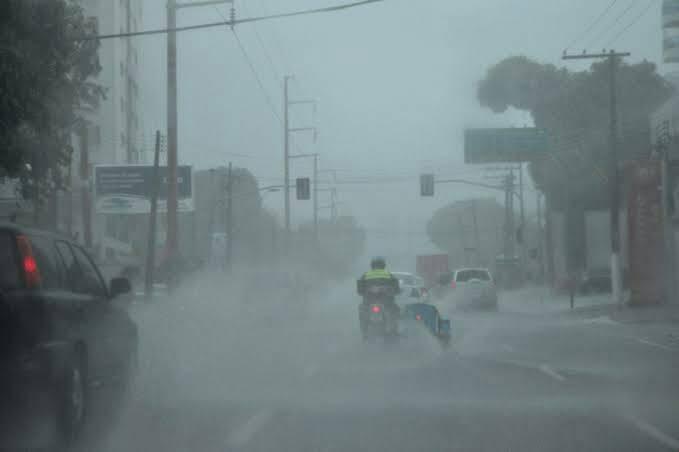 Próximos dias devem ser de chuva em Manaus; confira a previsão do tempo