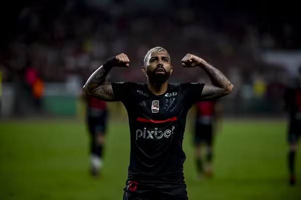 Votos do julgamento de Gabigol mostram xingamentos do jogador e contradições