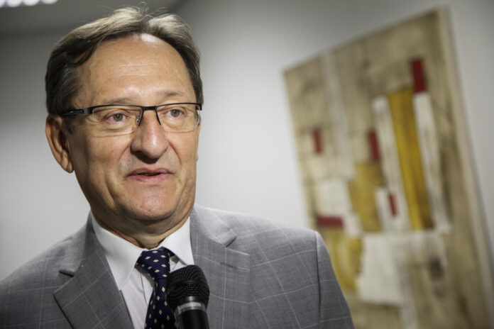 Inquéritos e ações em andamento não impedem reconhecimento de tráfico privilegiado