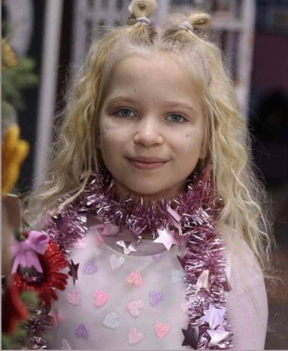 Menina de 9 anos perde o pai e tem braço amputado após ataque russo na Ucrânia