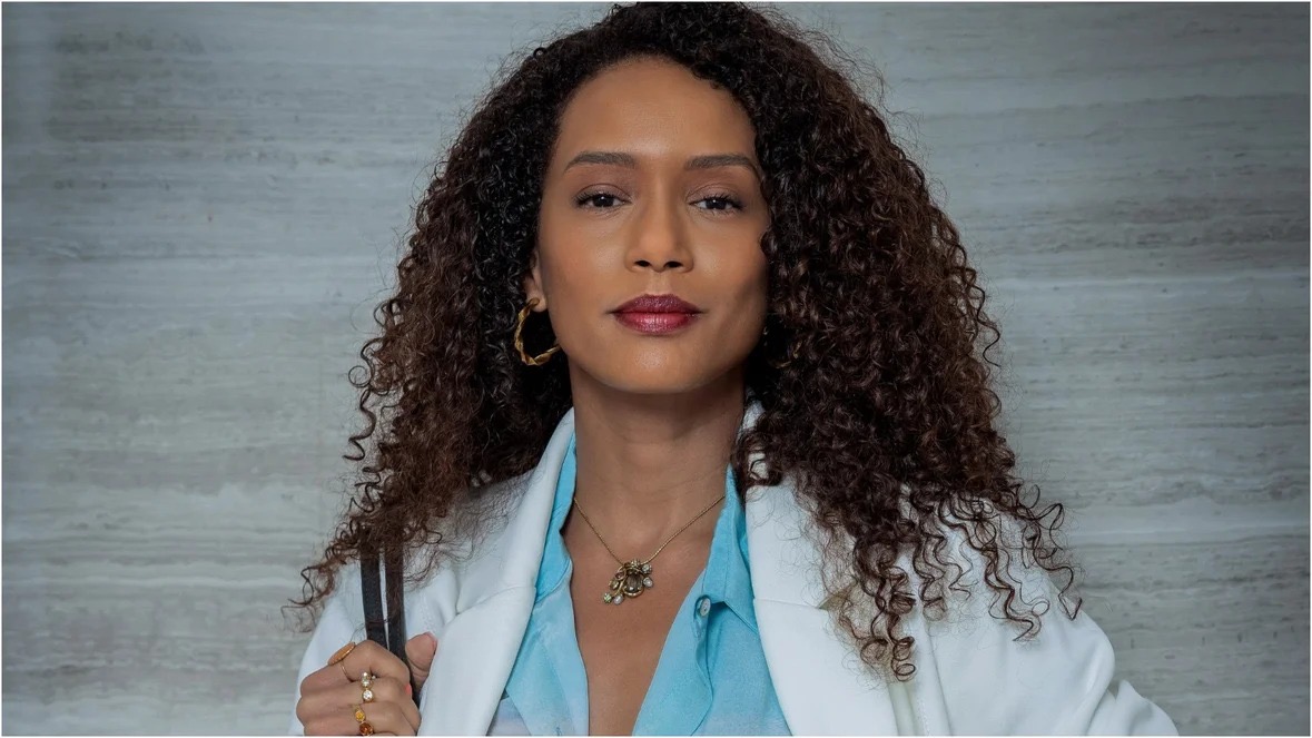 Justiça bloqueia passaporte de empresário acusado de racismo contra Taís Araújo