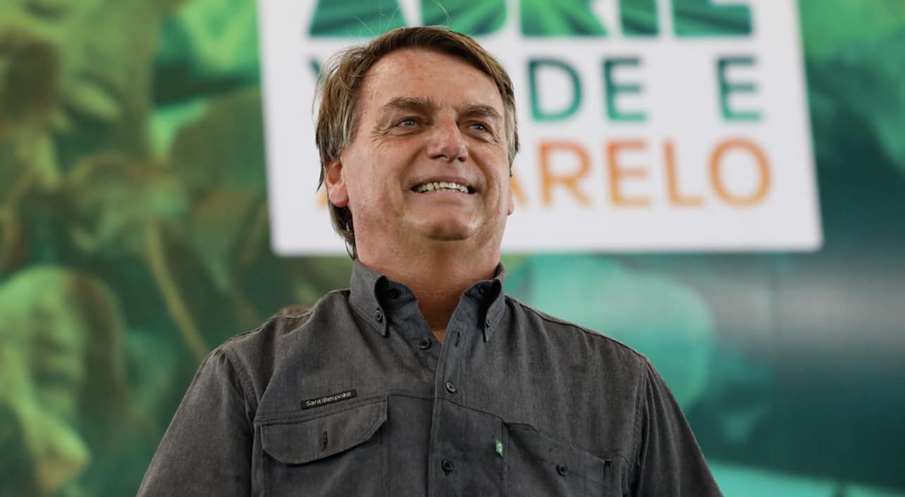 Em busca da reeleição, Bolsonaro chega hoje a Manaus para comício