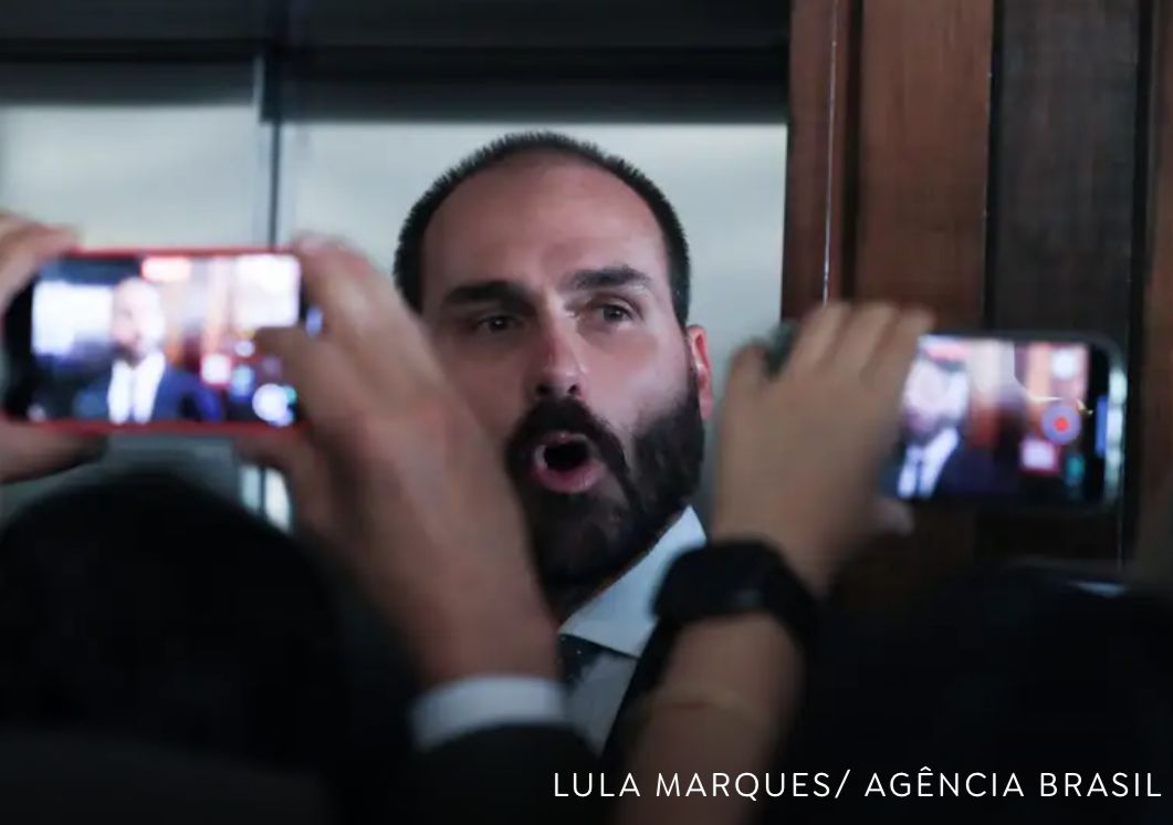 Eduardo Bolsonaro ataca Moraes e diz que Ministro tenta matar o pai