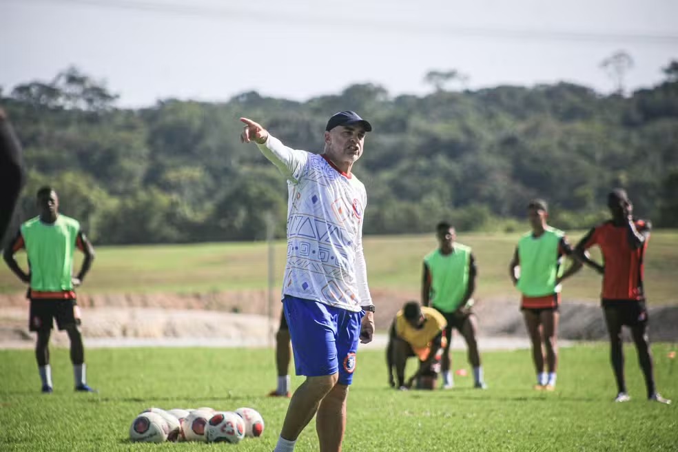 Princesa do Solimões contrata Maurinho Fonseca, ex-Parintins, para Série D