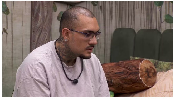 Bin Laden relembra briga com Davi e dispara: 'Muito vergonhoso'