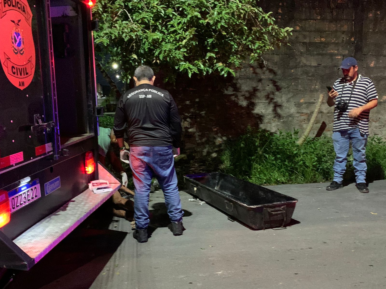 Suspeito de roubo é perseguido e morto a pauladas por moradores do bairro Gilberto Mestrinho