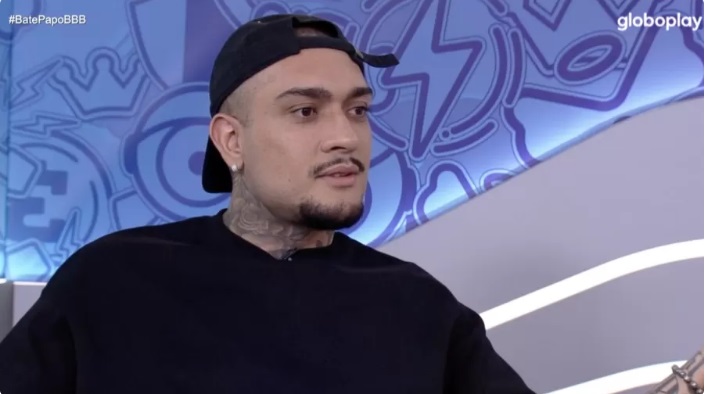 Ex-BBB MC Binn diz que vai se afastar das redes sociais após sofrer ataques gordofóbicos