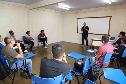Escola Estadual Mayara Redman abre inscrições para curso de Libras; confira