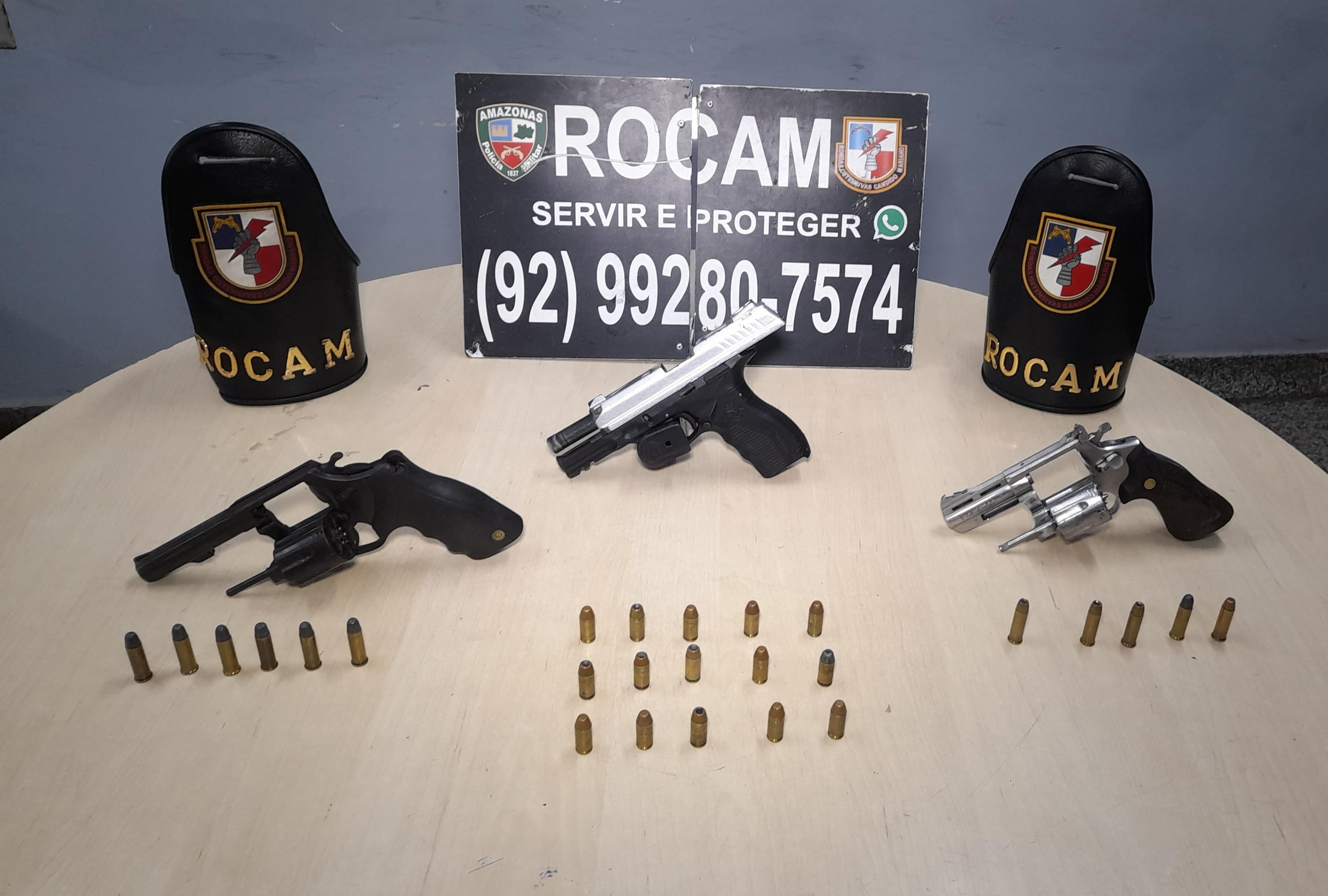 Trio é preso após sequestrar e manter casal refém durante assaltos em Manaus