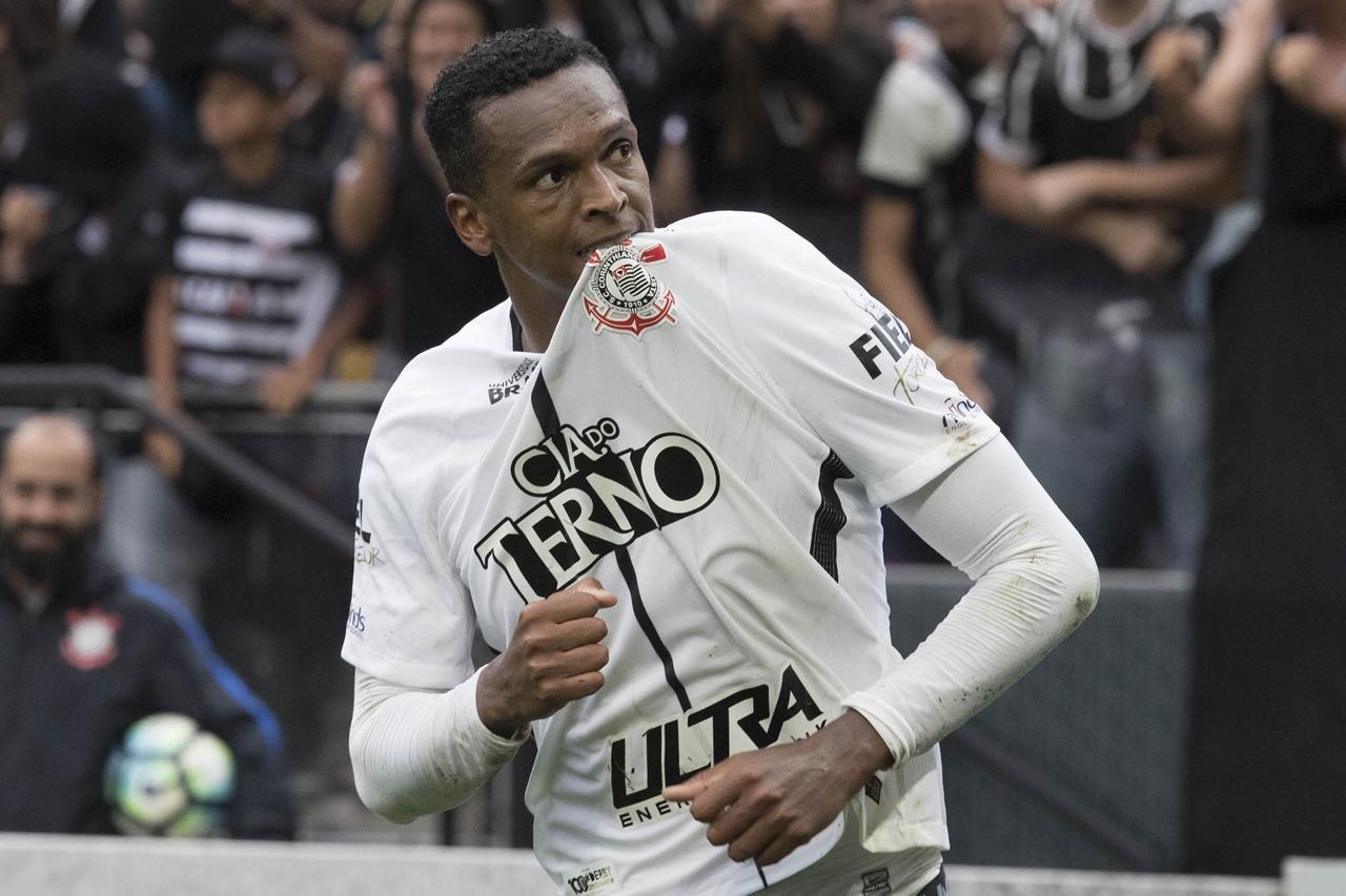 Amazonas FC anuncia contratação de ex-jogador do Corinthians Jô