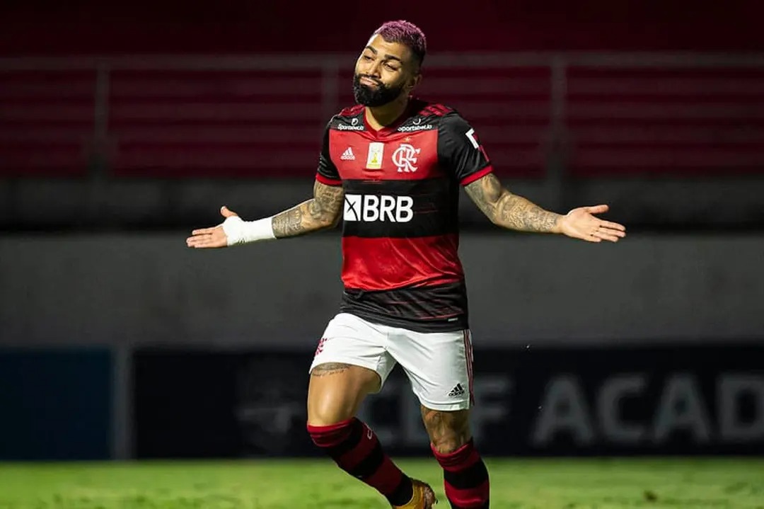 Depoimento de Gabigol no CAS é adiado e atacante do Flamengo tem viagem perdida