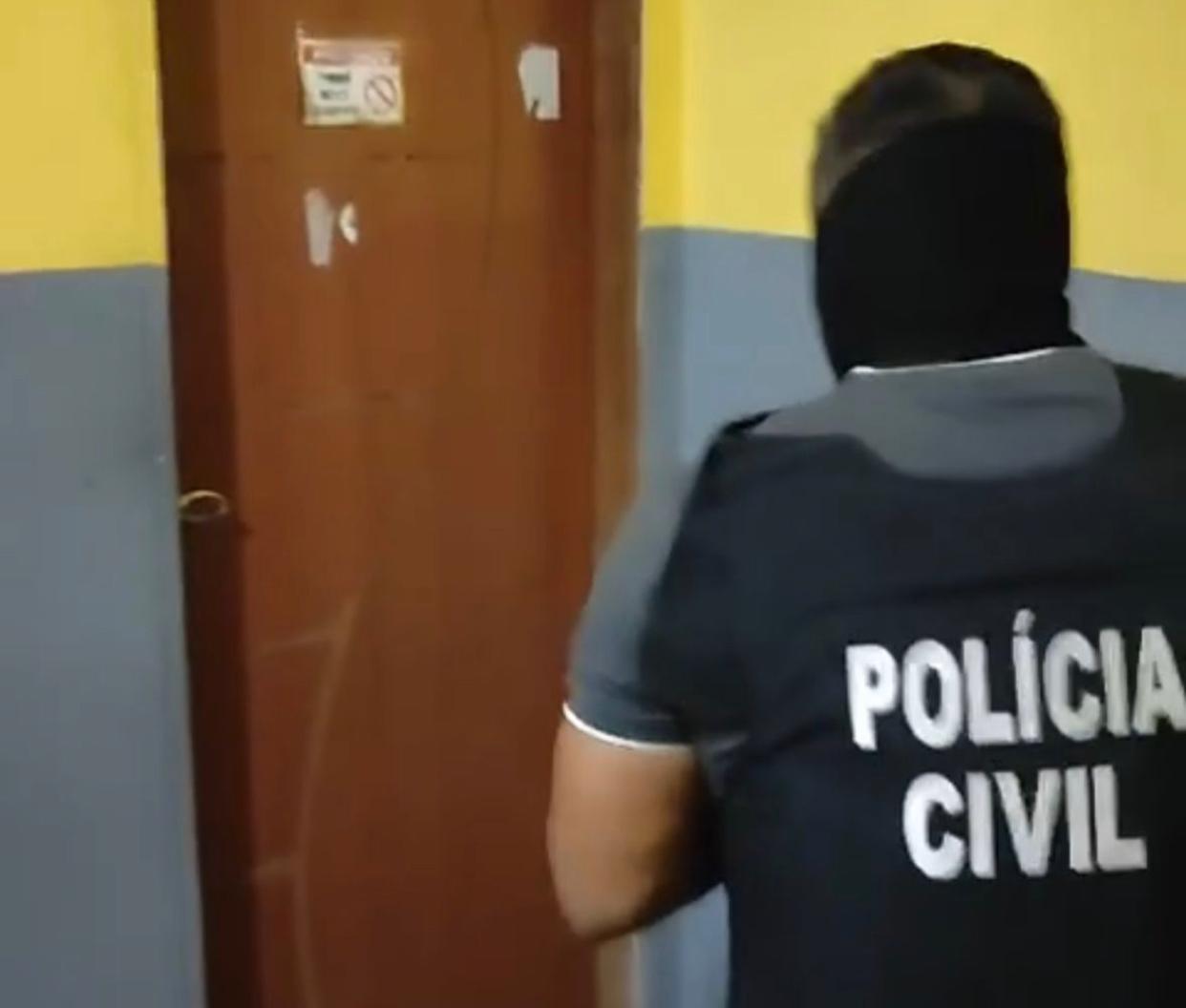 Mãe vendeu virgindade da própria filha de 12 anos em Manaus