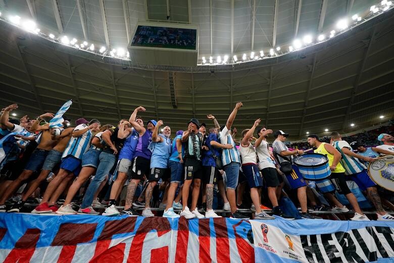Argentina envia aos EUA lista de torcedores violentos para que país proíba entrada em estádios na Copa América