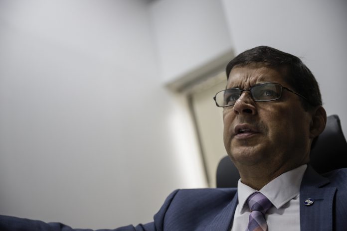 Amazonas Energia deve indenizar por não ter como provar alto valor cobrado