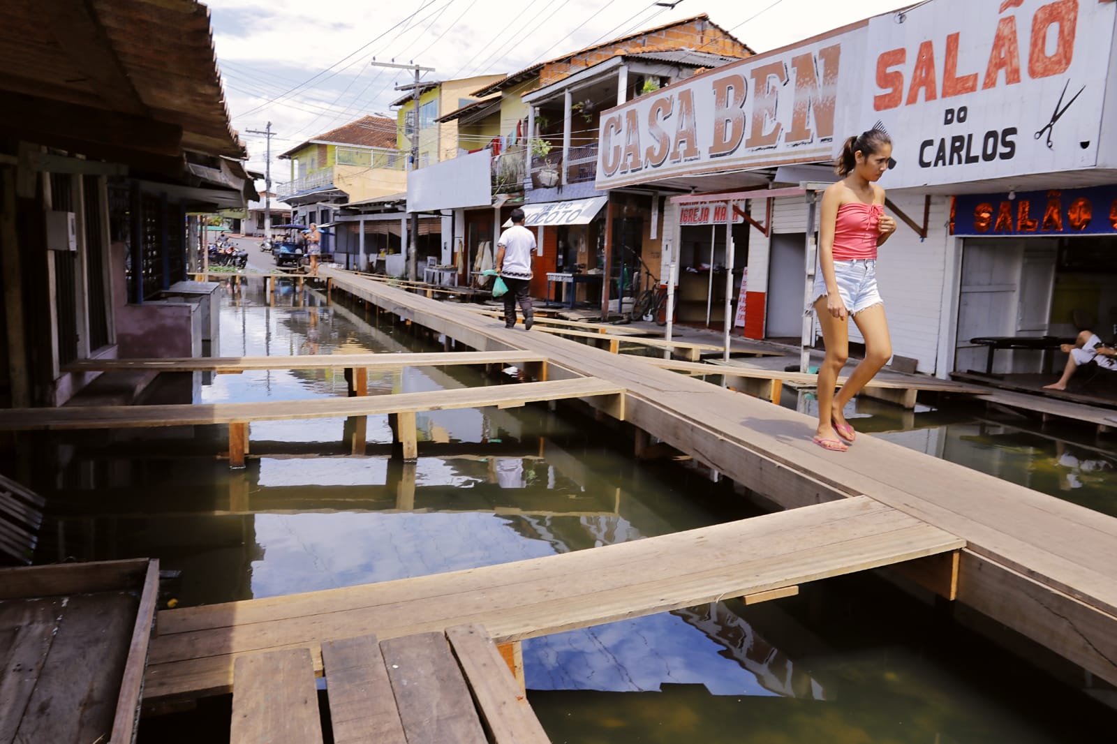Defensoria cobra providências sobre prejuízos causados pela enchente no Amazonas