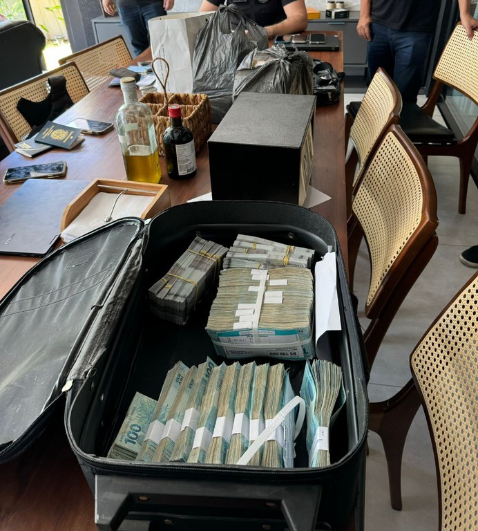 Promotor é suspeito de exigir R$ 3 milhões para arquivar investigação contra empresário