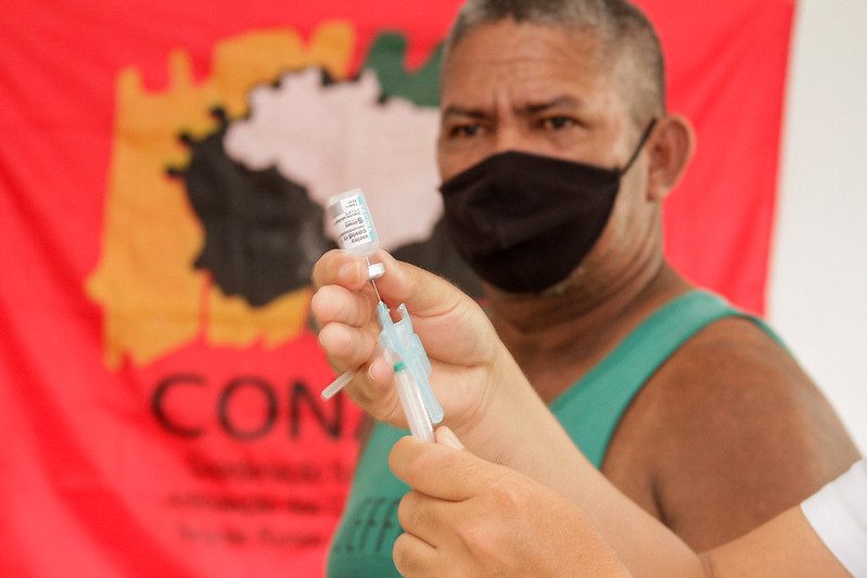 Quilombolas são vacinados contra Covid-19 em Manaus