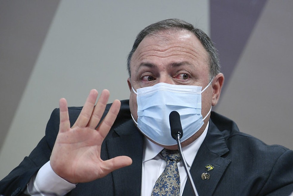 Ex-ministro Pazuello é transferido para reserva remunerada do Exército