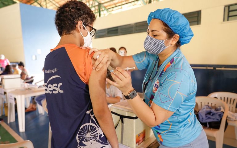 Manaus chega à marca de 3 milhões de doses aplicadas de vacinas contra Covid-19