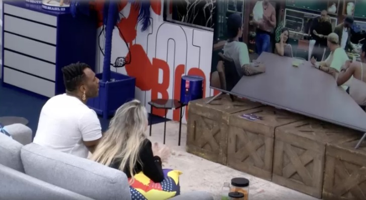 Nicácio e Marília usam todos os cards do Quarto Secreto em apenas 1 hora