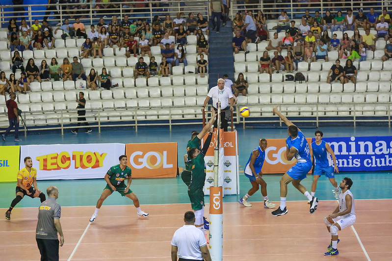 Manaus vence Minas Tênis Clube na Superliga B de voleibol masculino