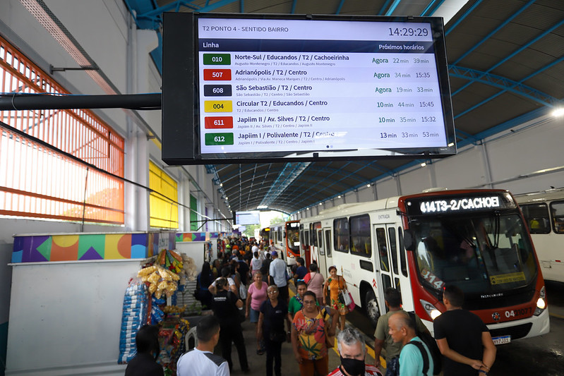 Terminal 2 é entregue revitalizado e prefeitura anuncia reforma no T3, T4 e T5