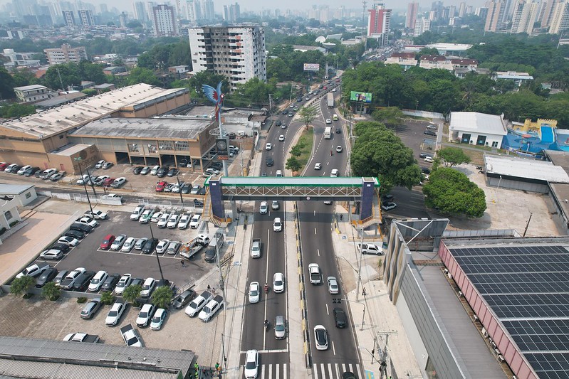 Obra de alargamento da Avenida Ephigênio Salles será entregue em dezembro, diz prefeito