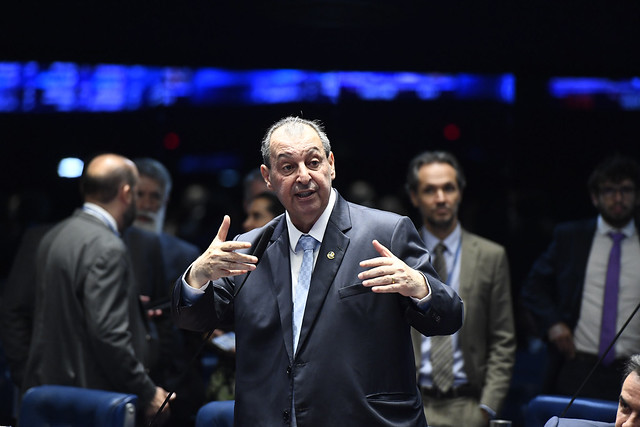 Omar Aziz dispara contra comentários de Marina Silva sobre a BR-319: "Não é para passear" 