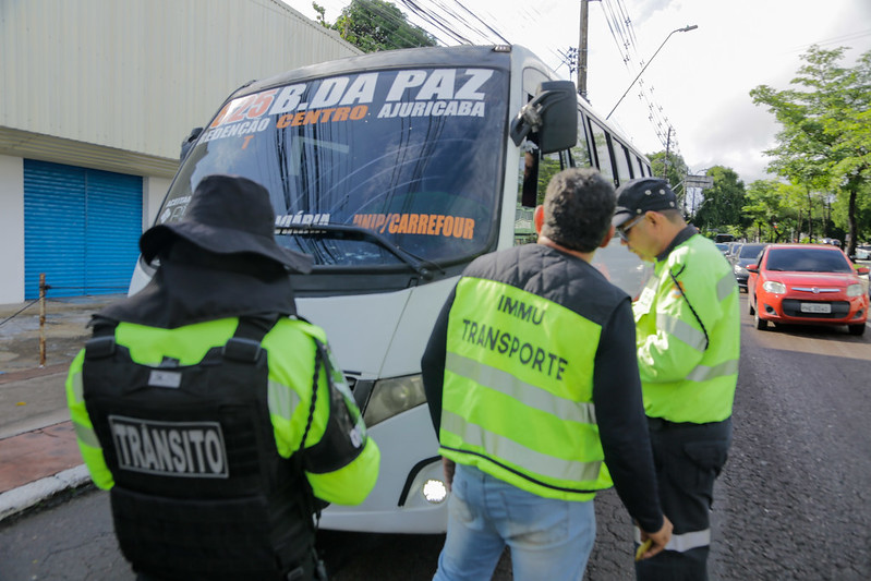 Permissionários do transporte executivo são convocados para vistoria em Manaus