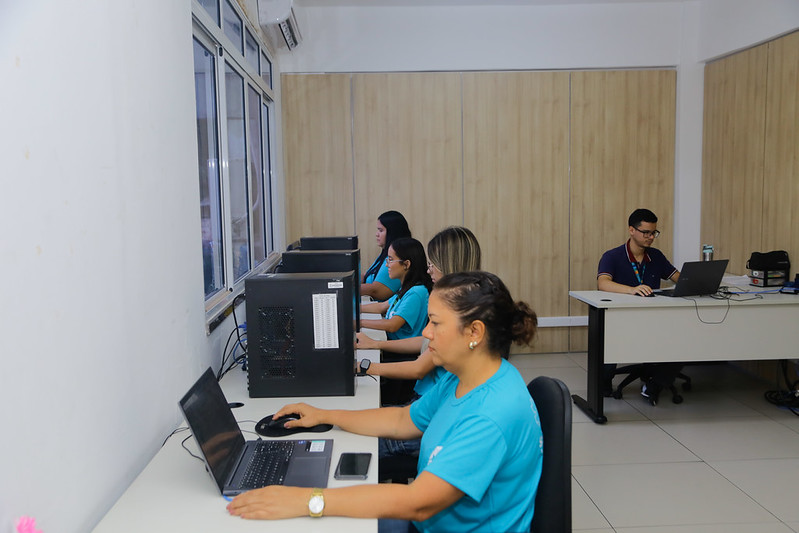 Balcão de empregos do sine seleciona para 257 bagas nesta segunda-feira