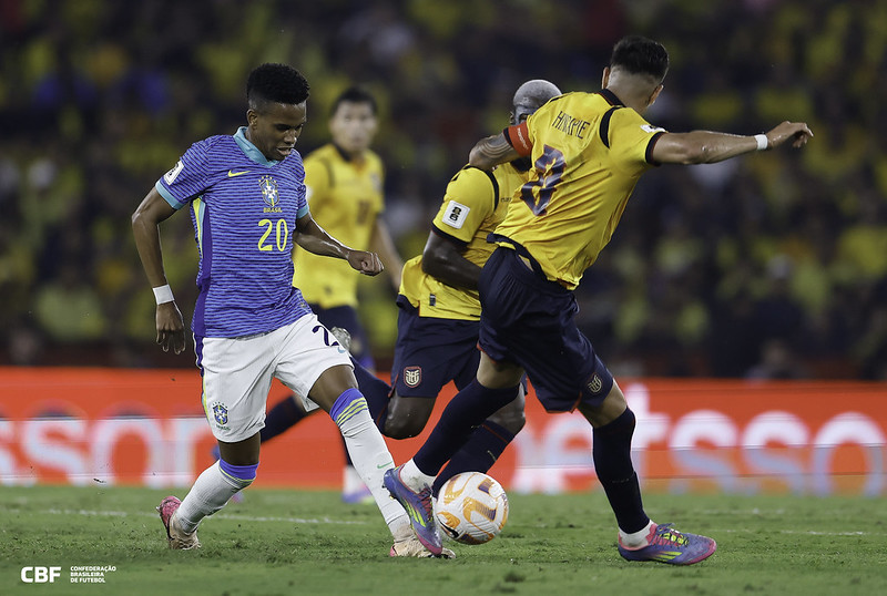 Eliminatórias: Brasil termina primeiro tempo empatado com Equador