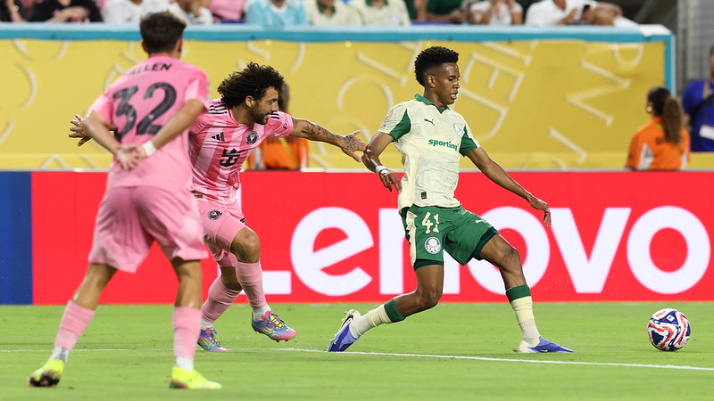 Palmeiras empata no fim com Inter Miami e vai às oitavas contra o Botafogo