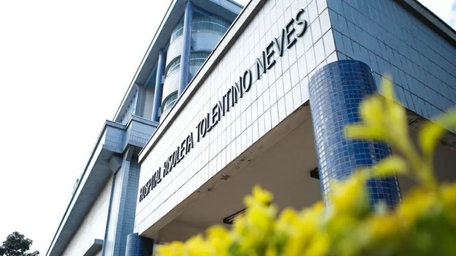 Bebê de dois anos é esfaqueado na cabeça durante briga de casal