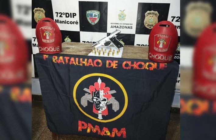 Homem é preso com arma após 'amedrontar' pessoas em boate no Amazonas