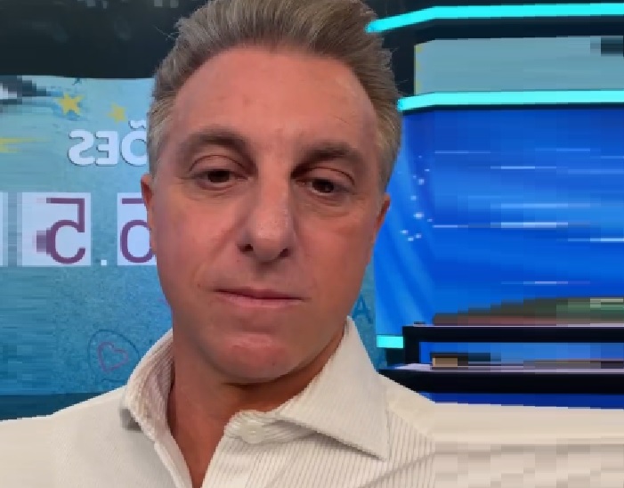 Luciano Huck quebra silêncio sobre suposta saída da Globo