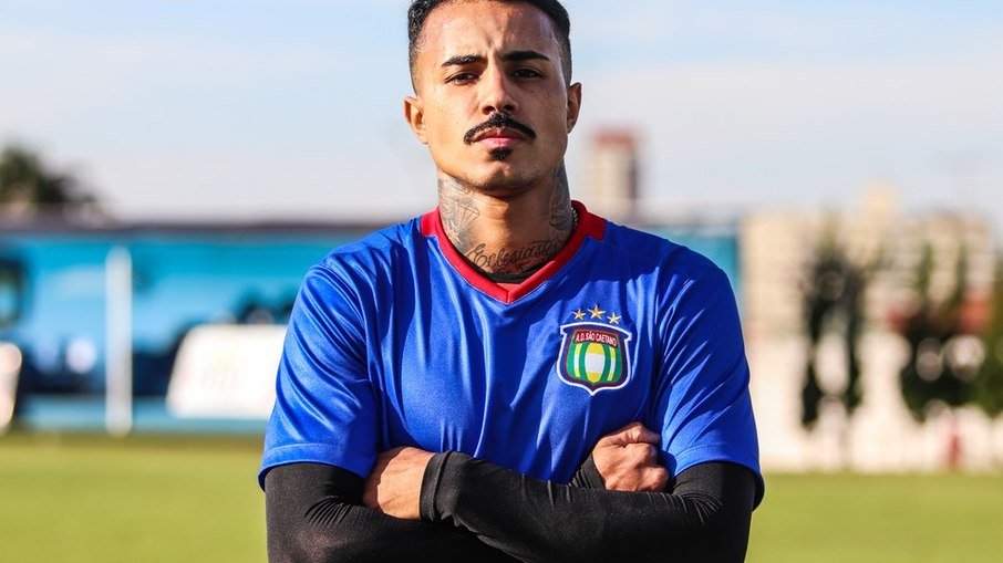 MC Livinho é anunciado como novo jogador do São Caetano