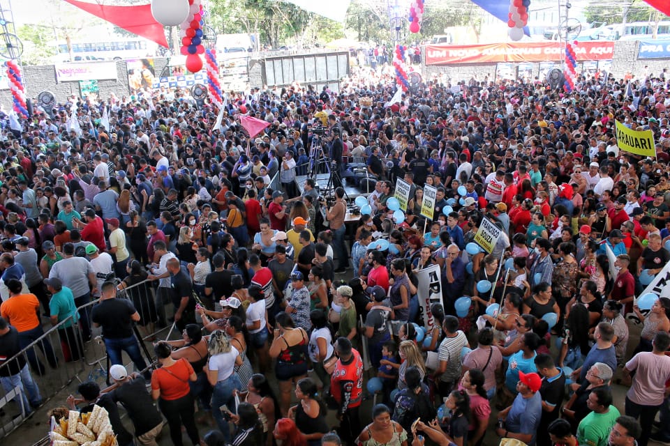 Vídeo: Braga arrasta multidão para lançar candidatura ao Governo do Amazonas