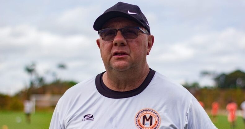 Perto de estreia na Série D, Marcelo Vilar trabalha assimilação com elenco do Manauara