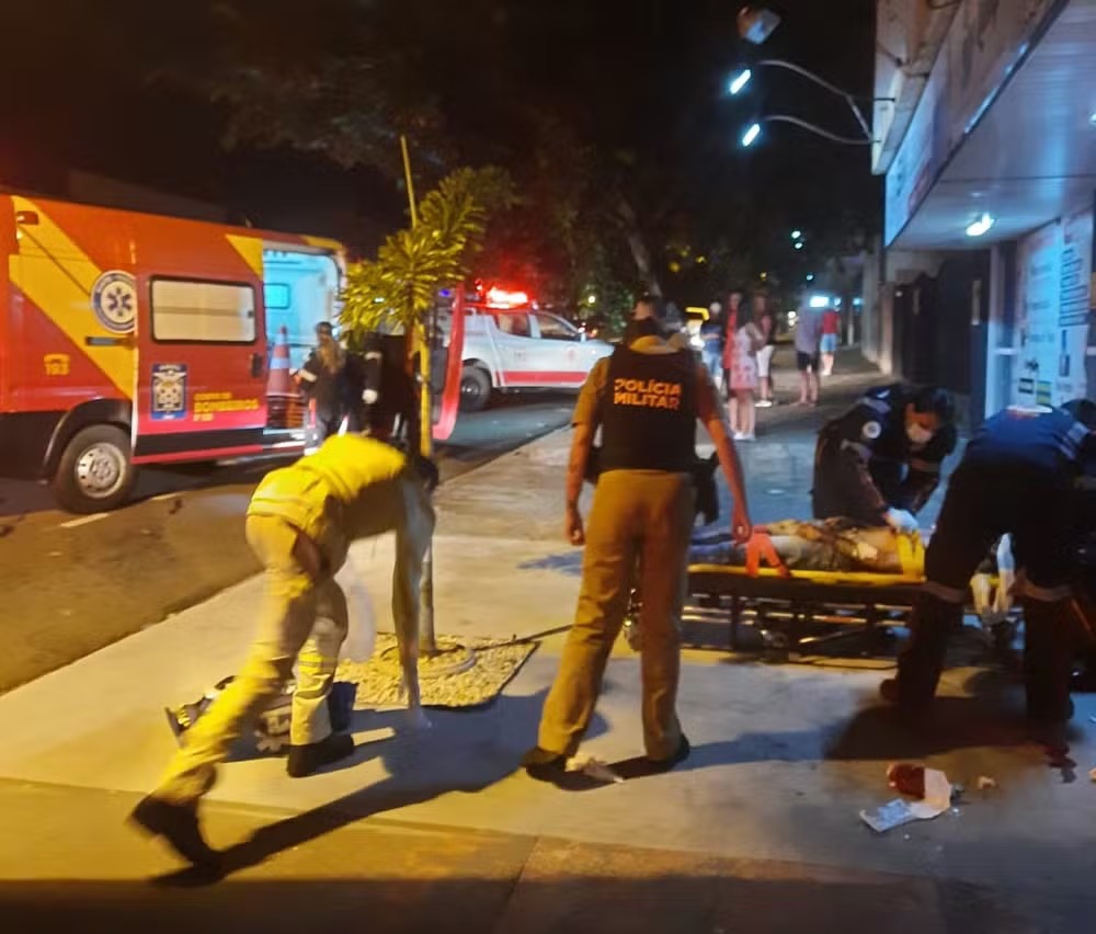 Homem invade casa e mata ex-mulher e dois filhos dela durante a ceia de Natal