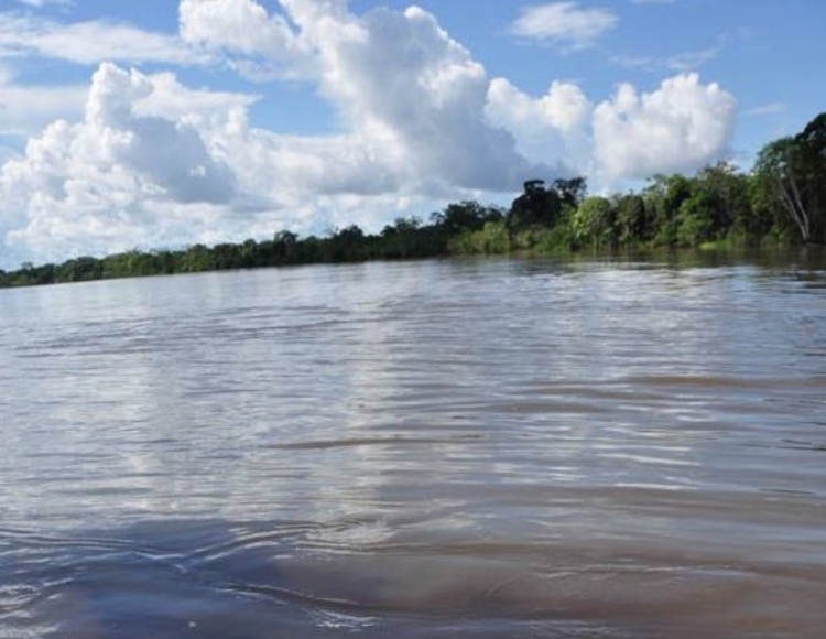Homem mata idoso e tenta jogar corpo em rio por dívida de R$ 70