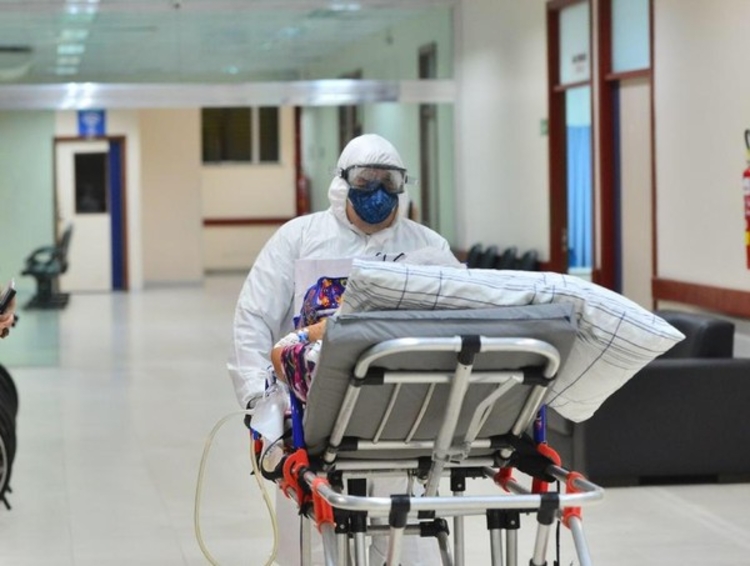 Hospitais de Manaus têm quase 100% de ocupação dos leitos de UTI para pacientes com covid
